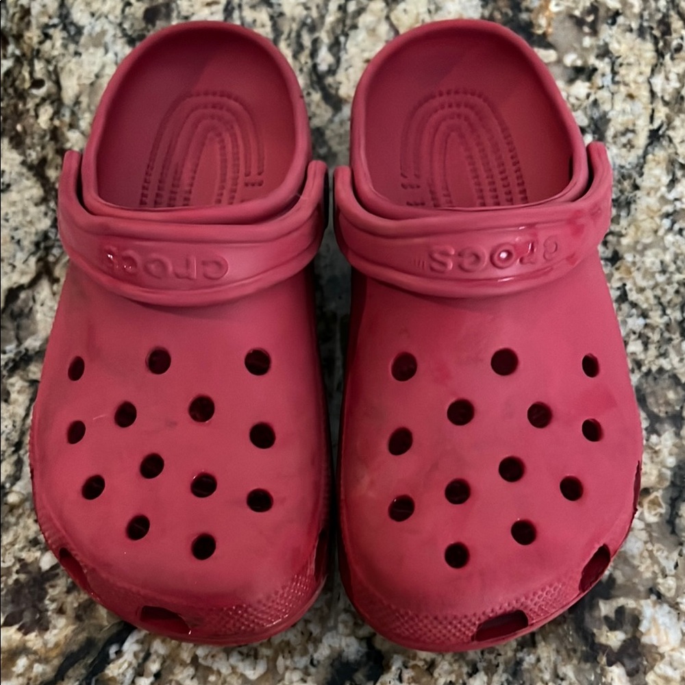 CROCS Red Sandals with Signature Ventilation and Pivoting Heel Strap